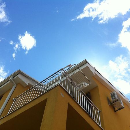 Apartments Leona & David Malinska Rom bilde